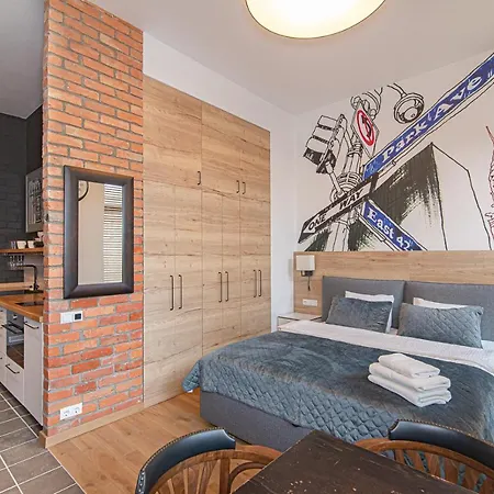 Modern Vilnius Old Town Apartment With Free Parking Экстерьер фото