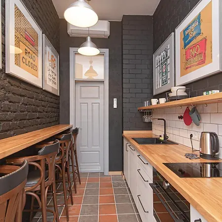 Modern Vilnius Old Town Apartment With Free Parking Экстерьер фото