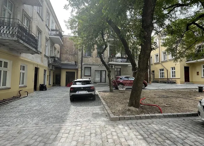 Modern Vilnius Old Town Apartment With Free Parking