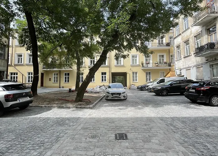 Modern Vilnius Old Town Apartment With Free Parking