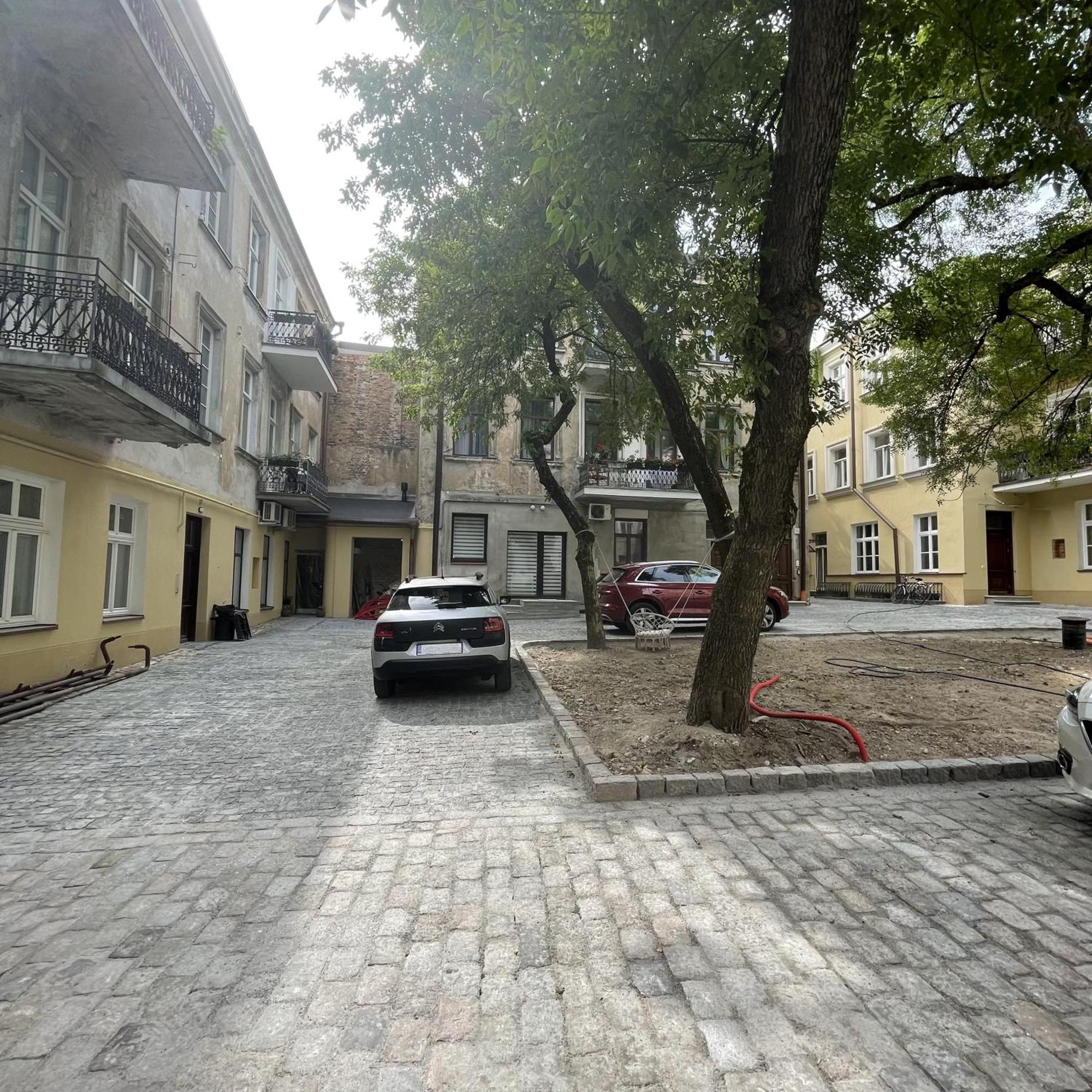 Апартаменты Modern Old Town With Free Parking *